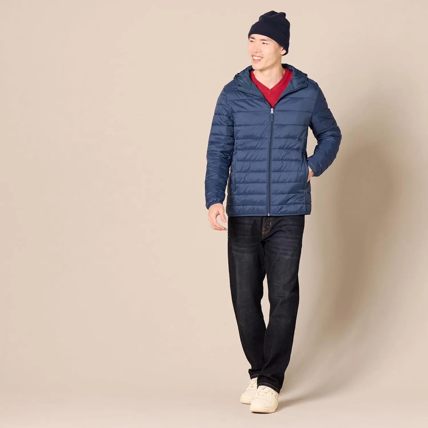 Amazon Essentials Men's Lightweight Water-Resistant Packable Hooded Puffer Jacket