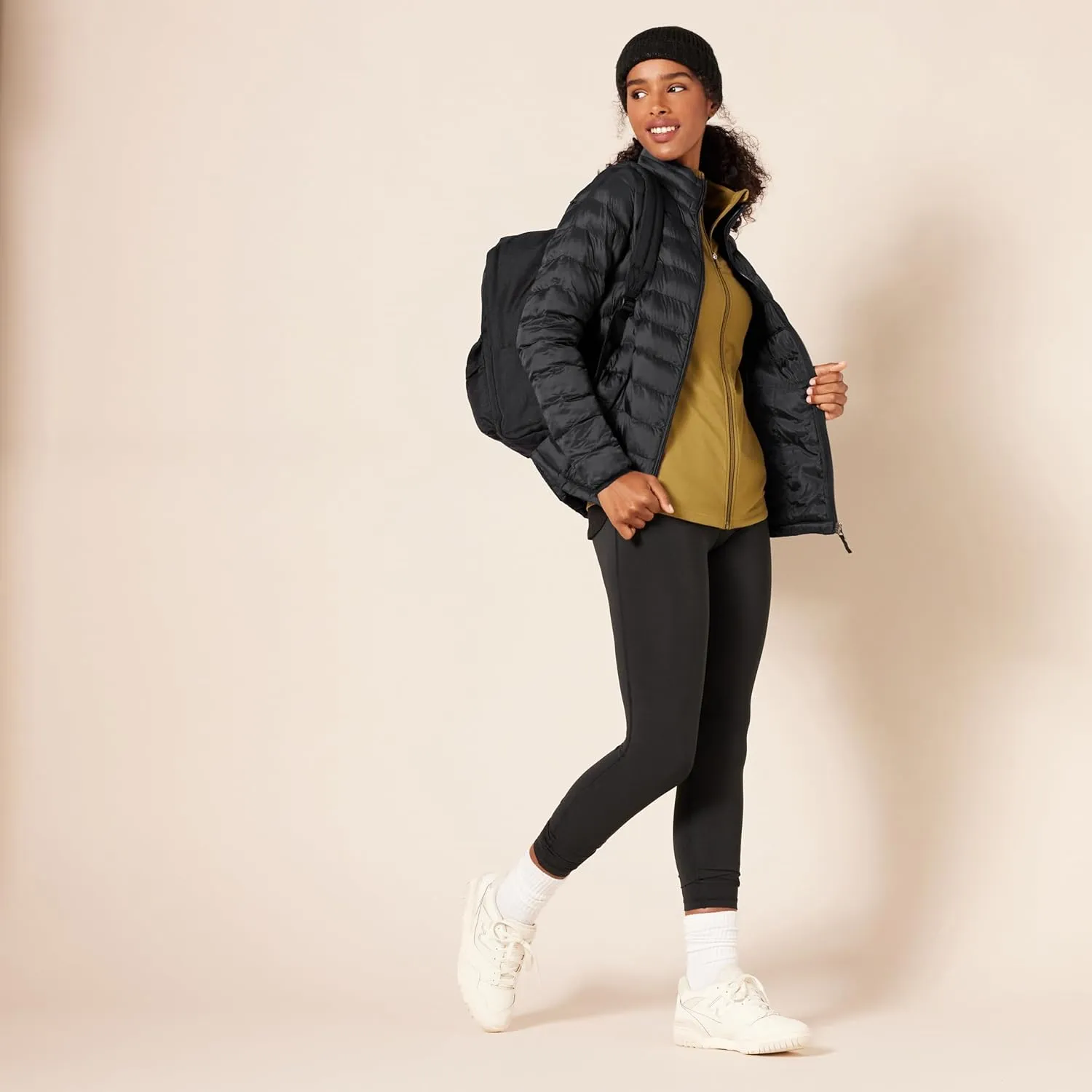 Amazon Essentials Women's Lightweight Water-Resistant Packable Puffer Jacket (Available in Plus Size)