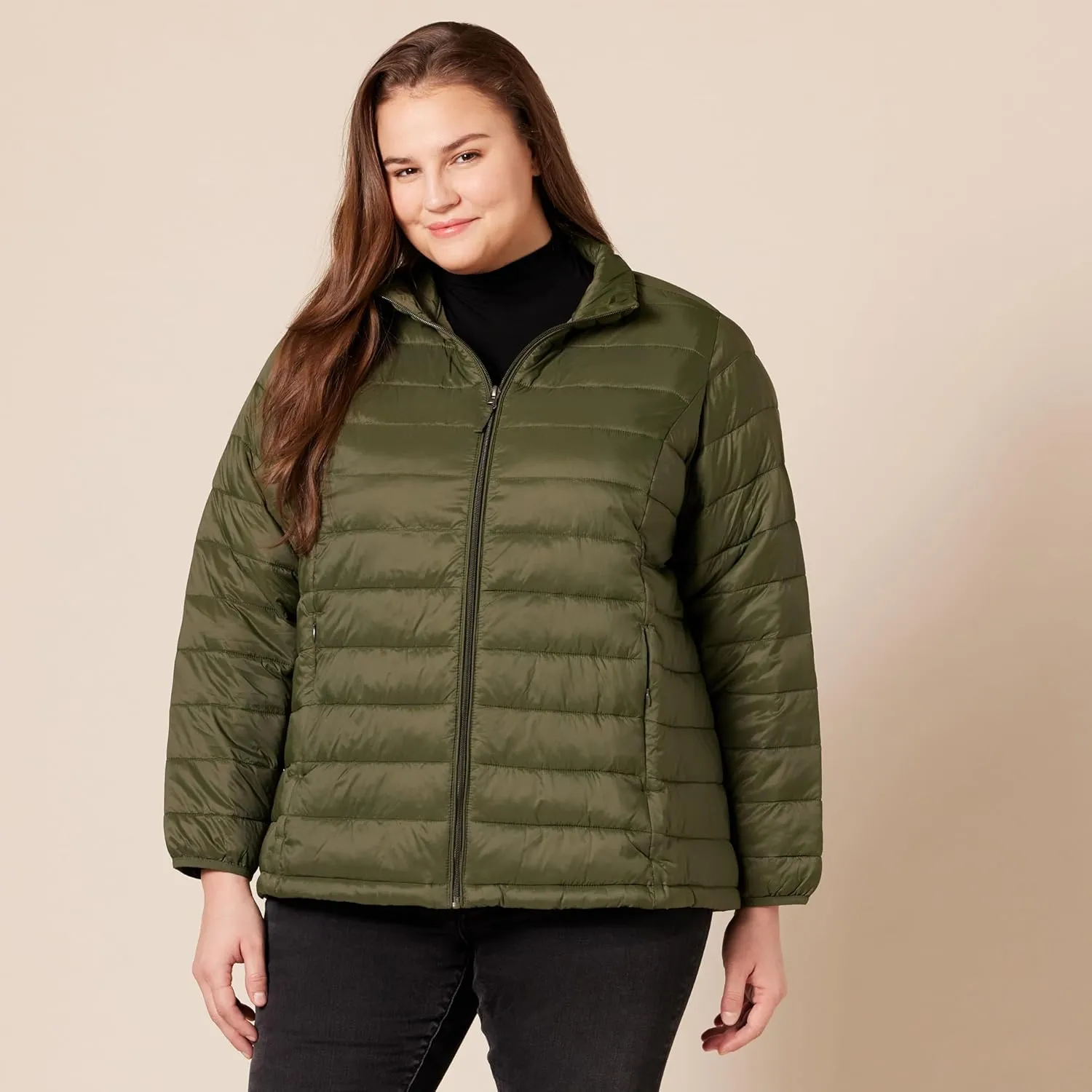 Amazon Essentials Women's Lightweight Water-Resistant Packable Puffer Jacket (Available in Plus Size)