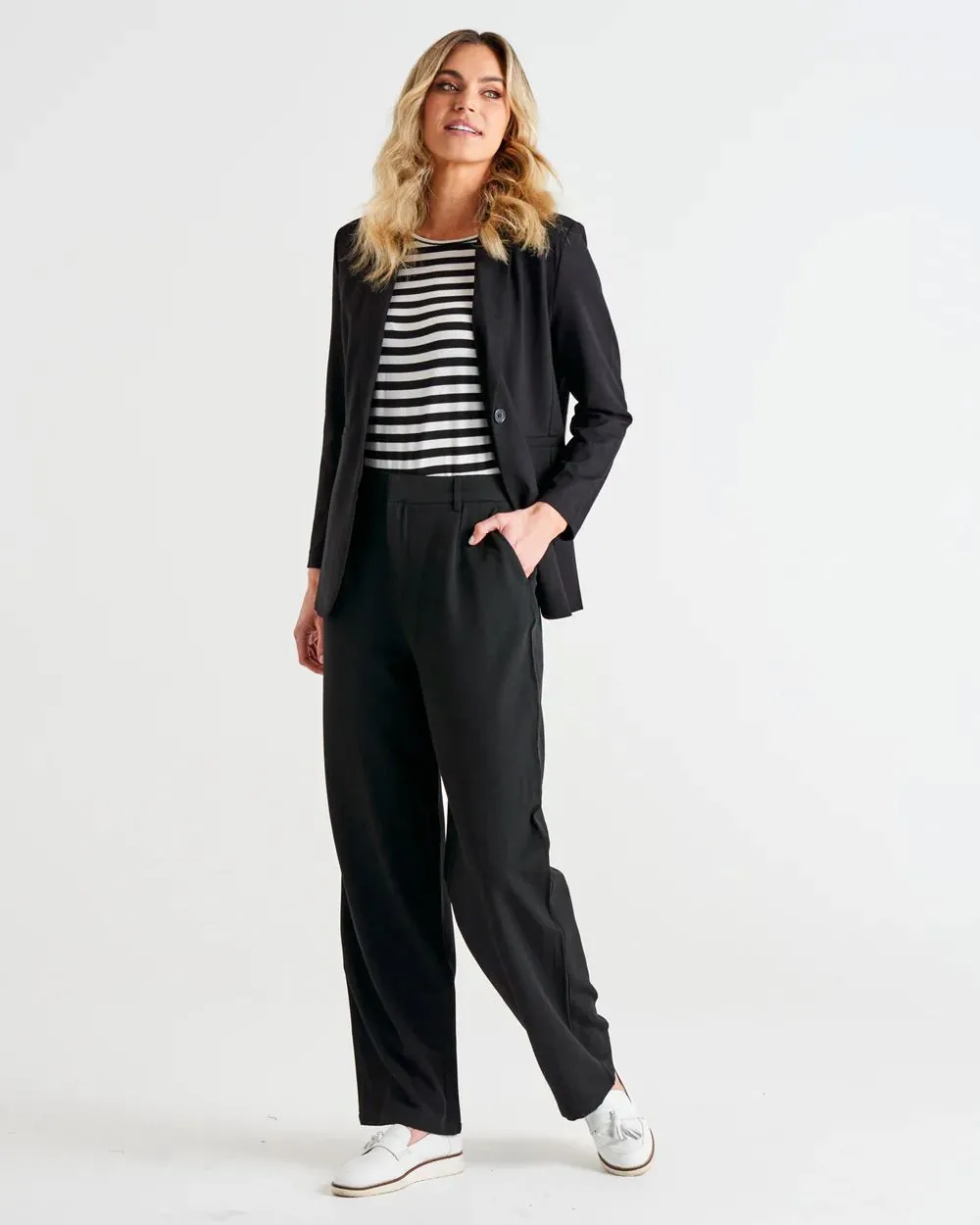 BETTY BASICS Portsea Blazer - Black
