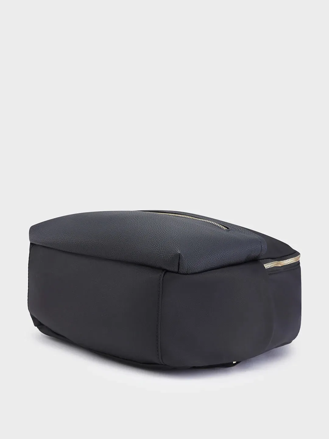 Caprese Casper Medium Black Casual Backpack