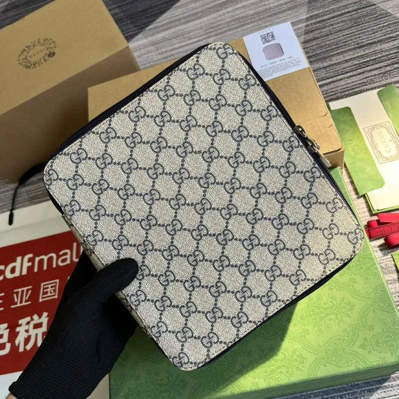 Charm - GG Bags - 647