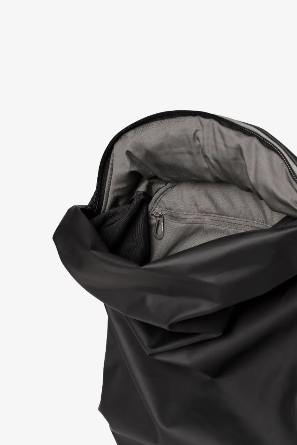 Cote Et Ciel Nile Obsidian Backpack