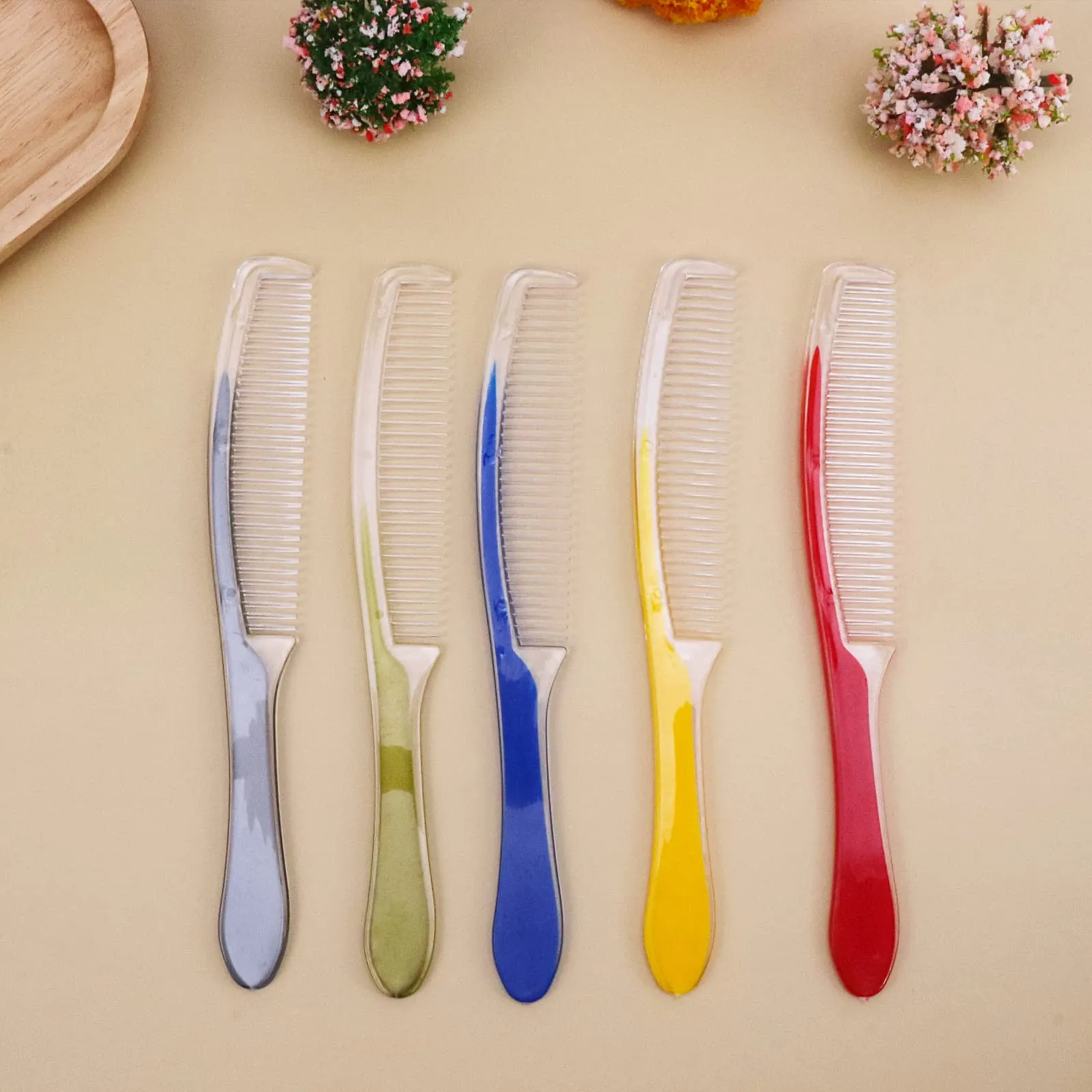 fafortune Hair Combs Set, 200 PACK Plastic Combs in Bulk Individually Wrapped, Suitable for Hotel, Air Bnb, Shelter/Homeless/Nursing Home/Charity/Church, 5 Colors