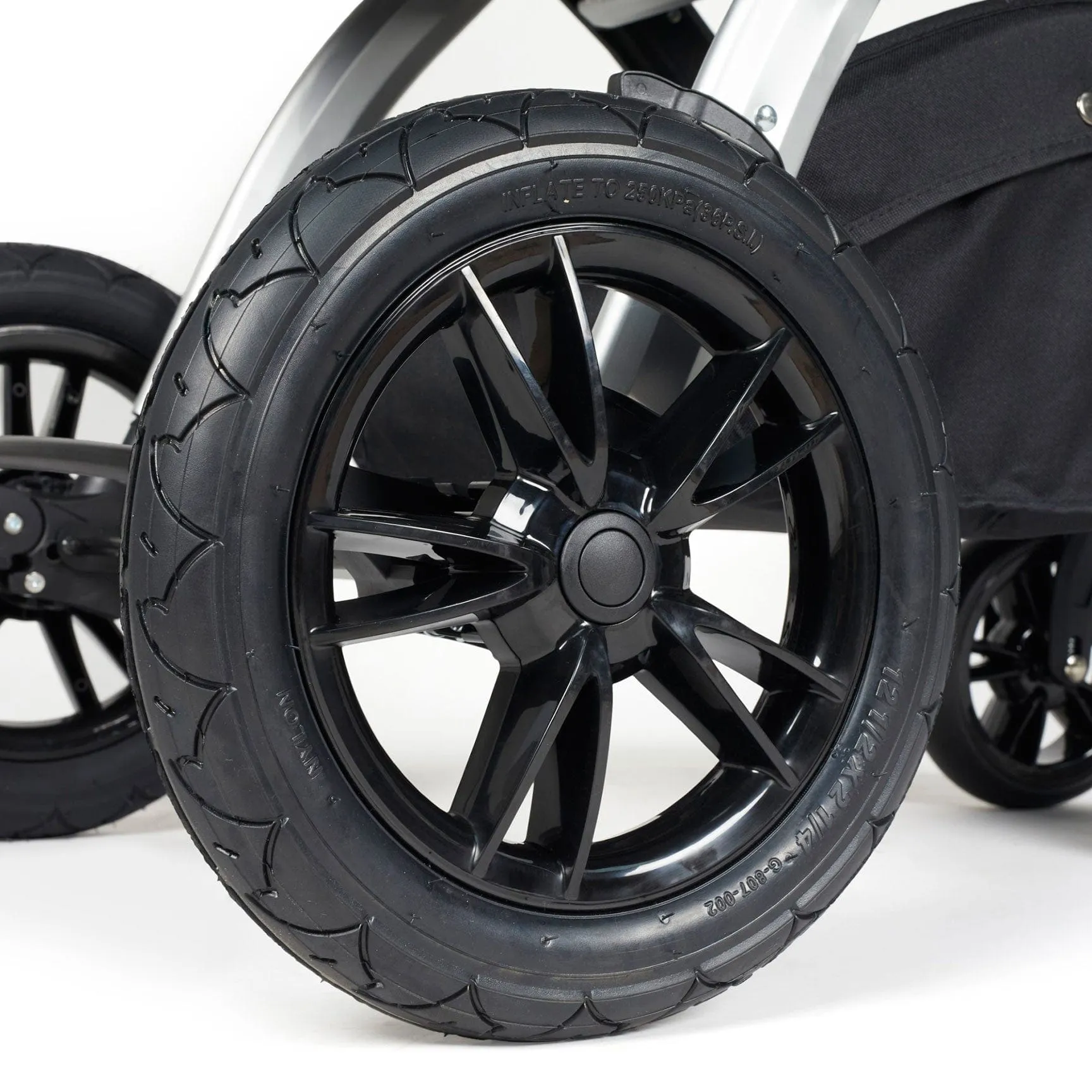 Ickle Bubba Stomp Luxe 2 in 1 Premium Pram - Silver/Pearl Grey/Tan