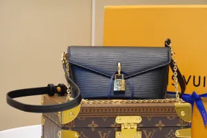 LOV2 Bags - Fashion Bags  1507