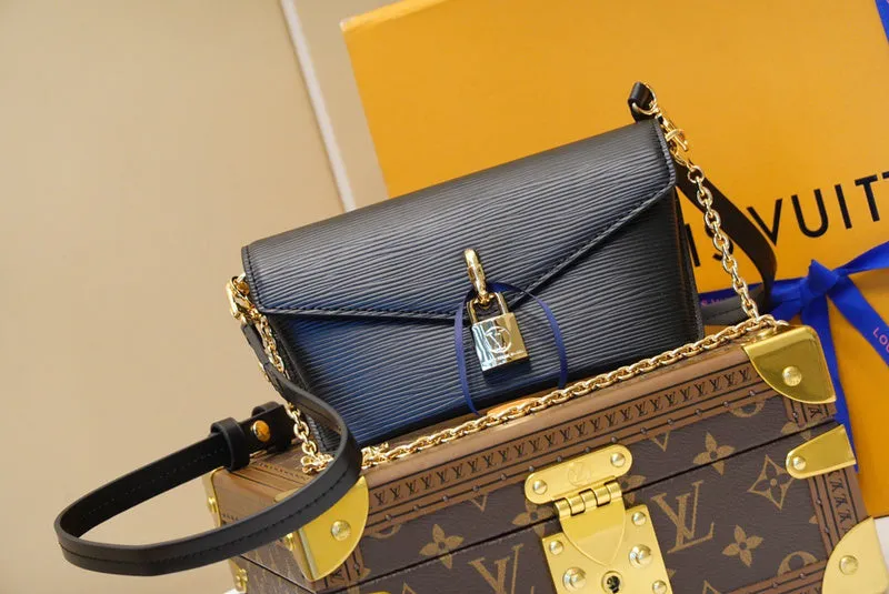 LOV2 Bags - Fashion Bags  1507