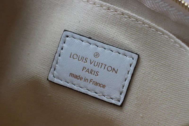 LOV2 Bags - Fashion Bags  1771