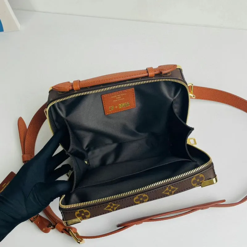 LOV2 Bags - Fashion Bags  2521