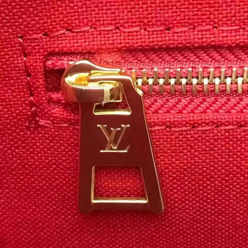 LOV2 Bags - Fashion Bags  2557