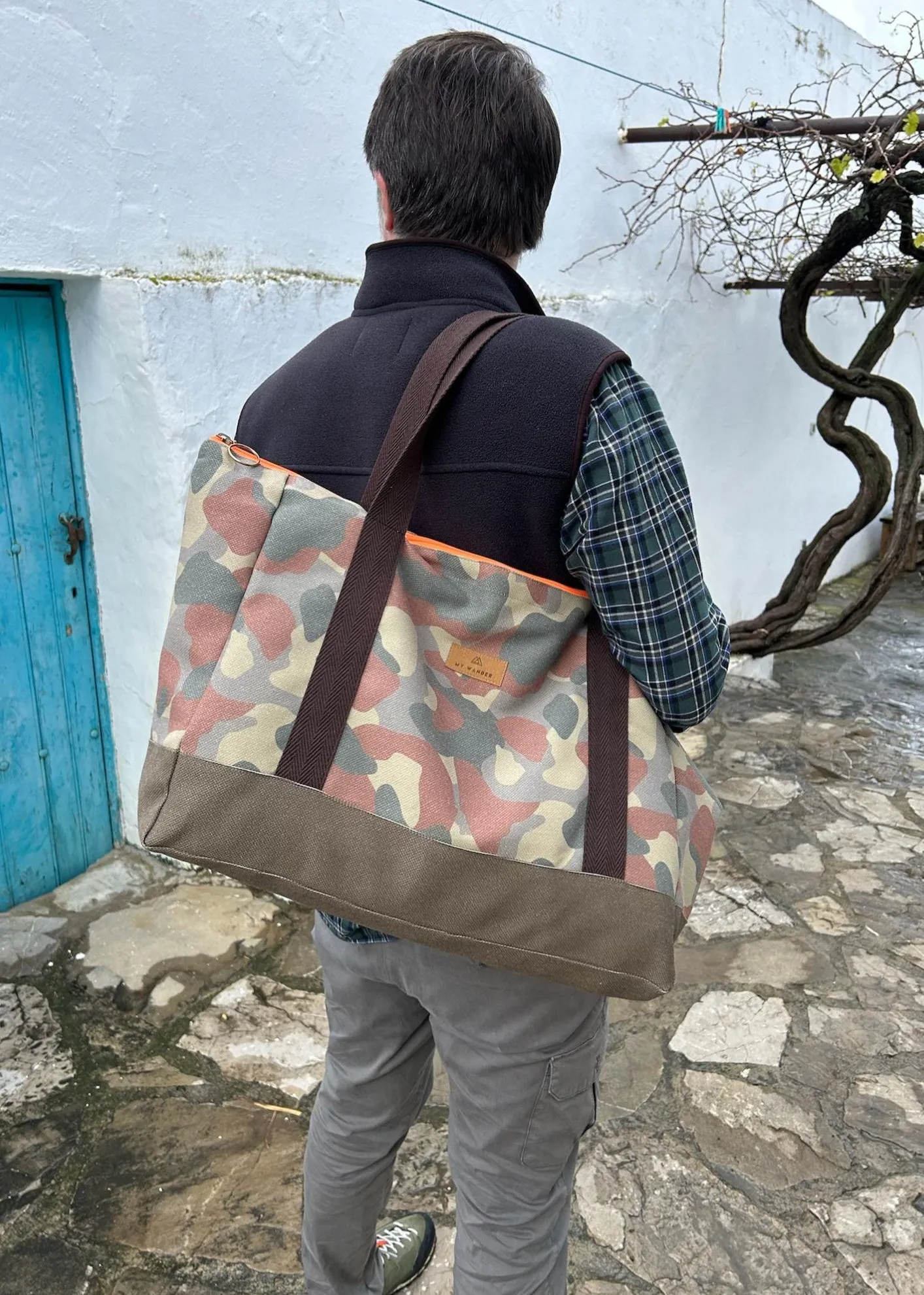 <tc>Camo Extra Large Travel Bag</tc>
