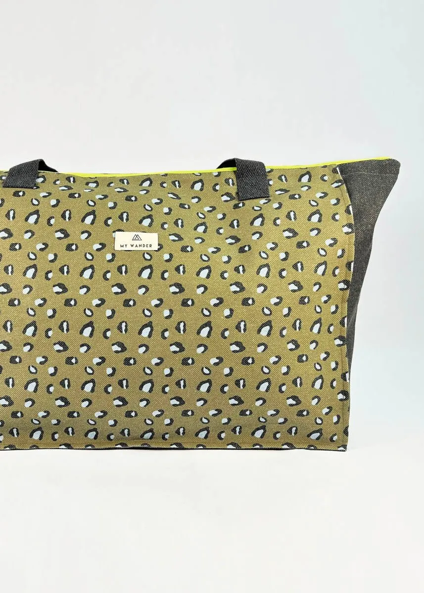 <tc>Gia Extra Large Travel Bag</tc>