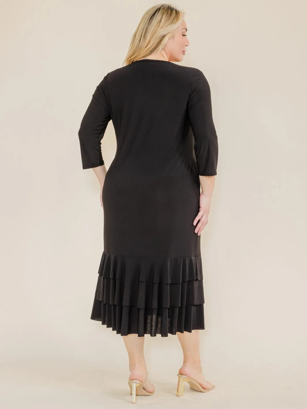 PLUS SIZE 3/4 SLEEVE FRONT POCKETS TIERED RUFFLE BOTTOM HEM MAXI DRESS