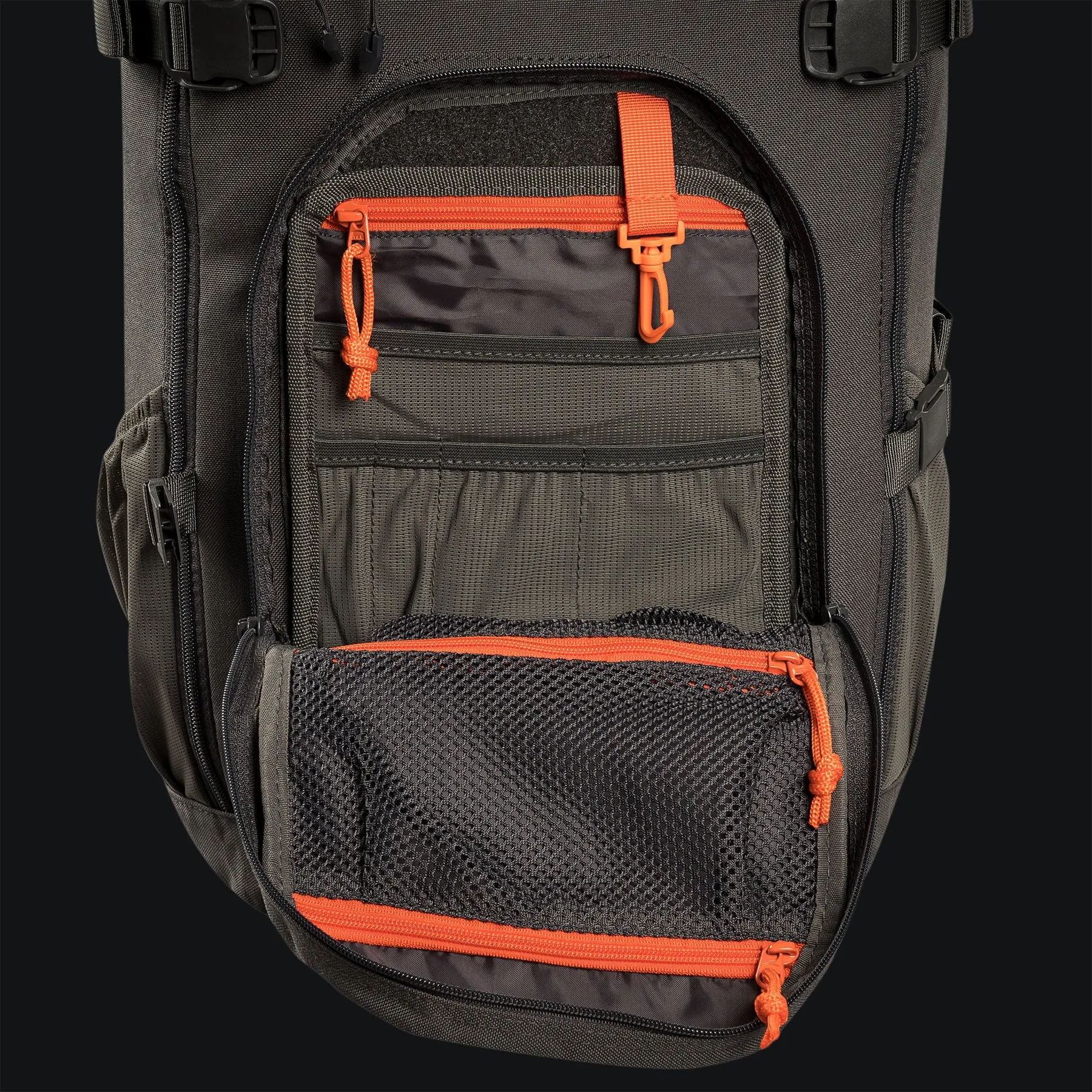 STOIRM 25L Pack Olive
