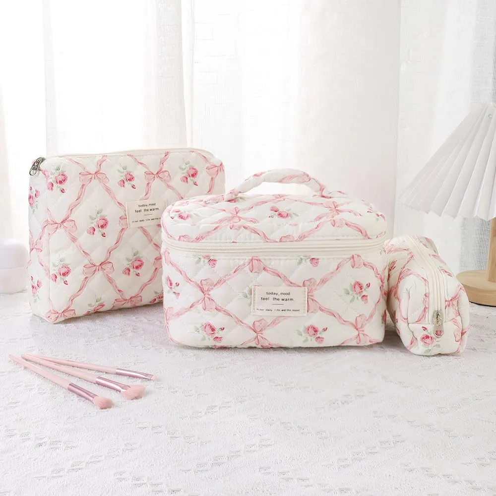 uekeboag 3Pcs Large Travel Quilted Makeup Bag for Women, Floral Cotton Cosmetic Bag, Coquette Aesthetic Floral Toiletry Organizer Bag(3Pcs PinkBow