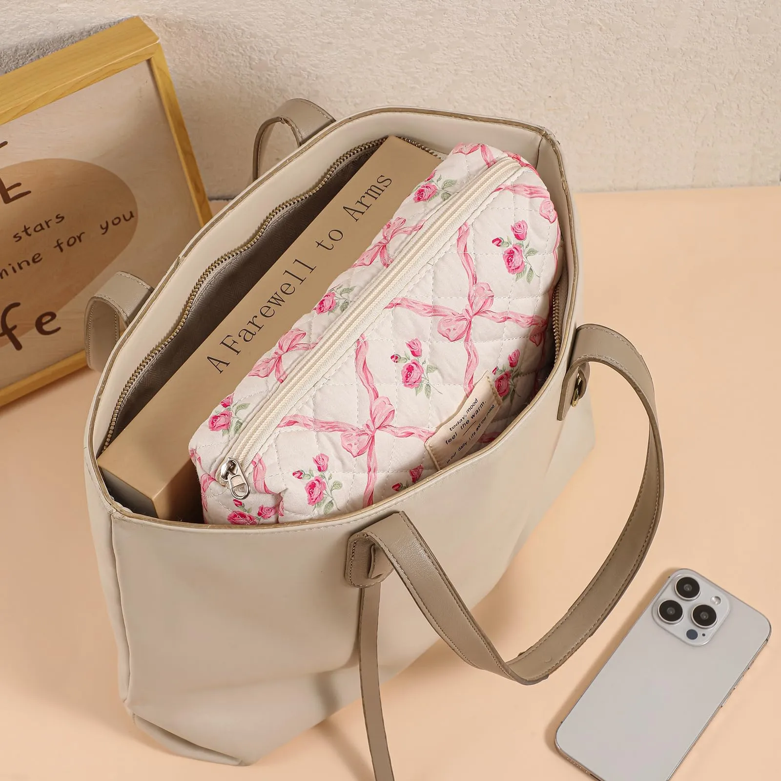 uekeboag 3Pcs Large Travel Quilted Makeup Bag for Women, Floral Cotton Cosmetic Bag, Coquette Aesthetic Floral Toiletry Organizer Bag(3Pcs PinkBow