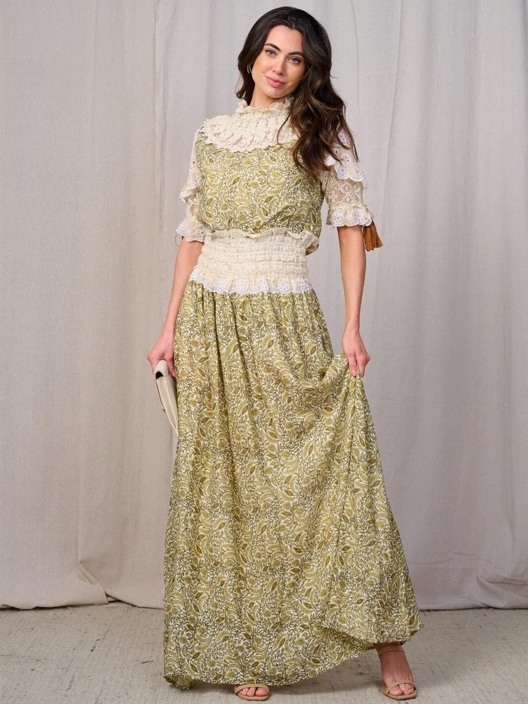 WOMEN'S SHORT SLEEVE RUFFLE LACE MOCK NECK OPEN BACK MAXI DRESS